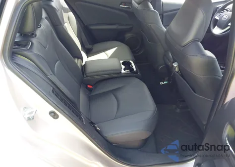 2018 Toyota Prius Prime Premium z USA, uszkodzony, nr VIN JTDKARFP5J3091877